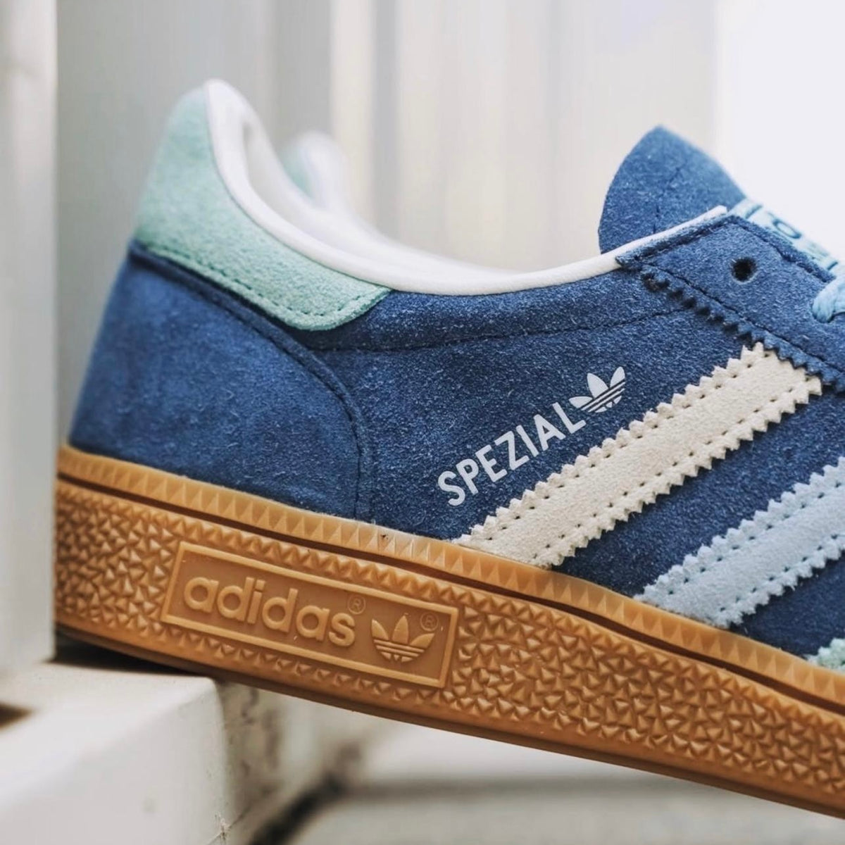 SPEZIAL BLUE
