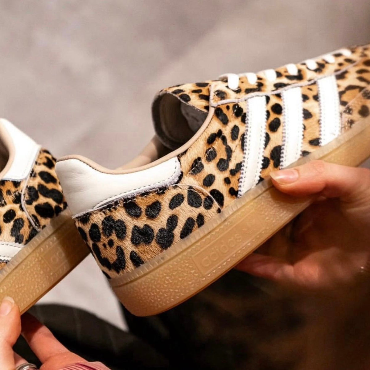 SPEZIAL LEOPARDO BRANCO