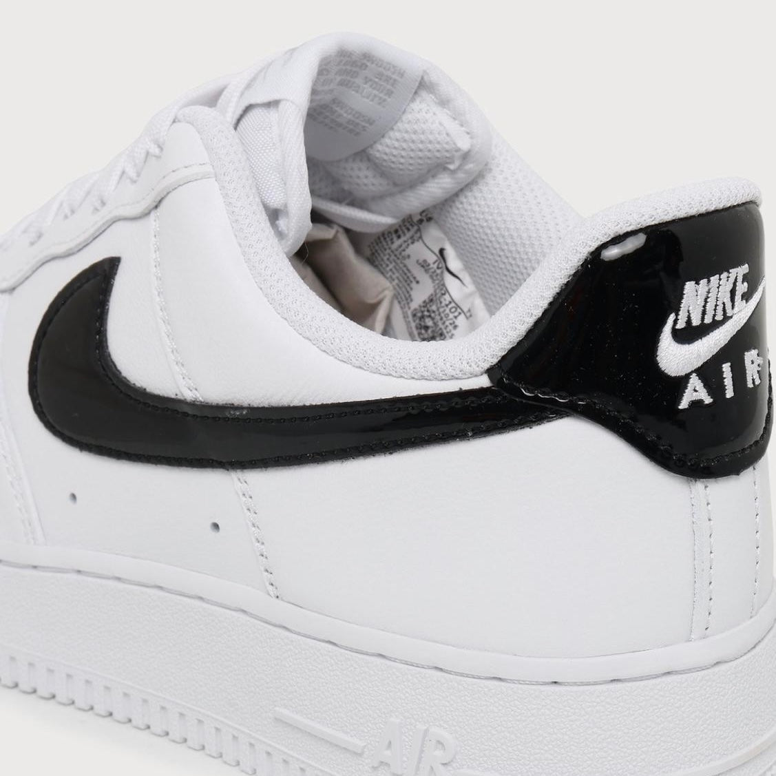 NIKE AIR FORCE BRANCO PRETO