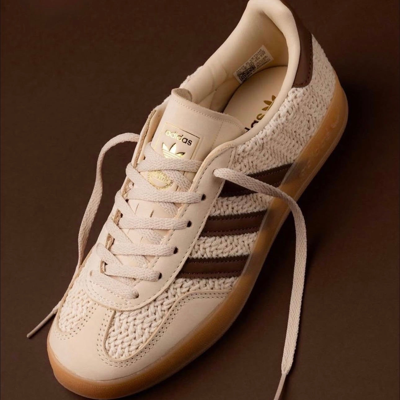 セルジュ　ラスス GAZELLE INDOOR CROCHET BEGE – SneakRush Shoes