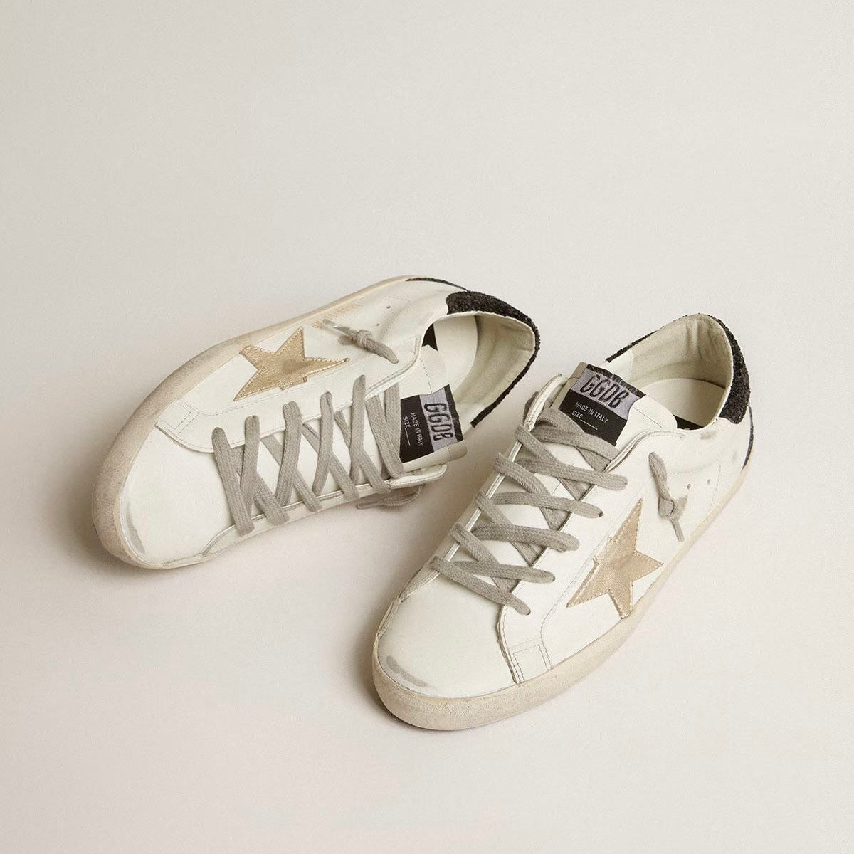 GOLDEN GOOSE SUPERSTAR GGDB 16