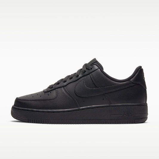 NIKE AIR FORCE PRETO