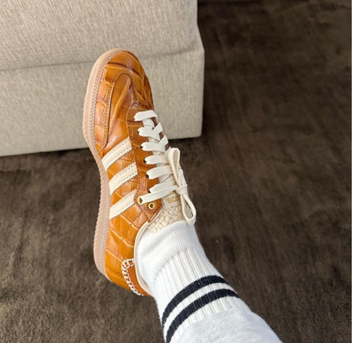 SAMBA WALES BONNER CASTANHO